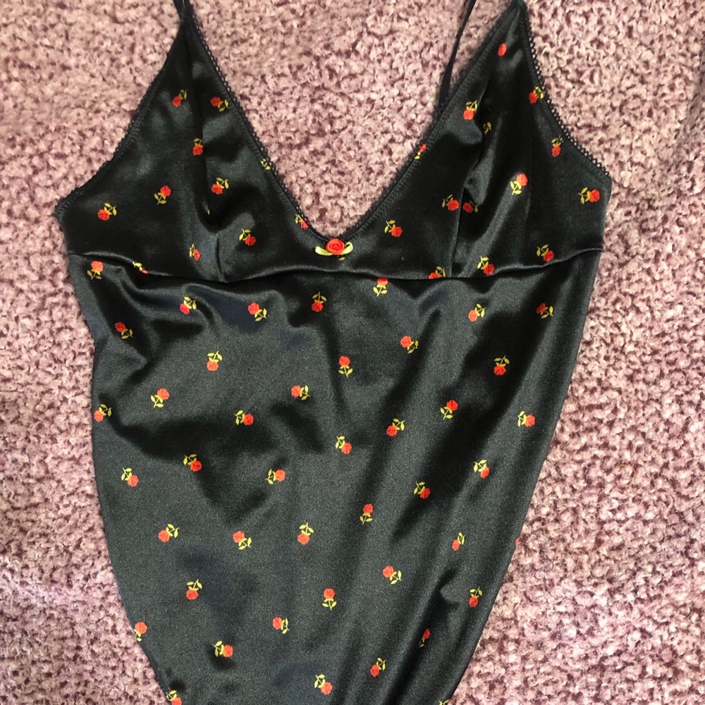 Black and rose covered body suit - Never worn